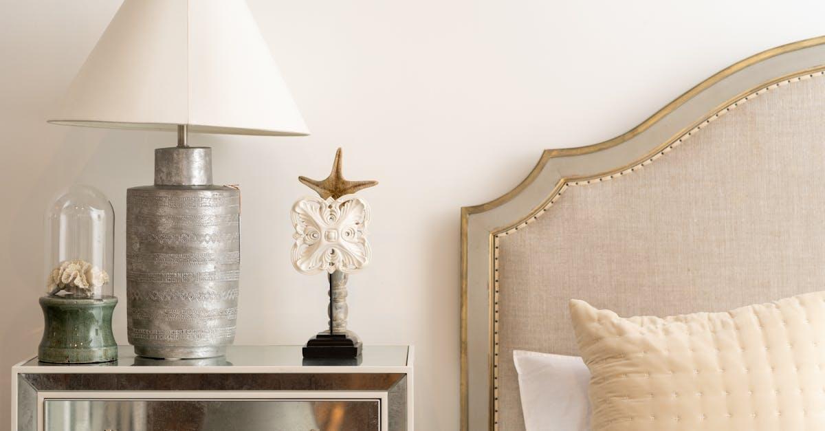 Skab den ultimative komfort og stil med sengelamper